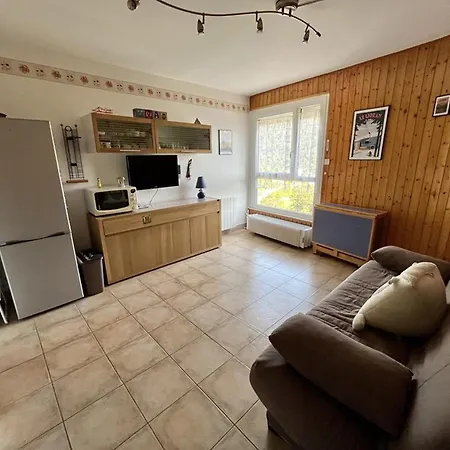 Au Pied Des Pistes Avec Wifi, Ideal Pour 4 Personnes, Proche Commerces Et Patinoire - Fr-1-787-63